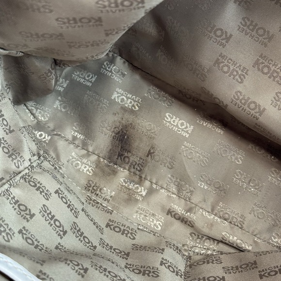 Michael Kors Signature Logo Tote Bag Shoulder Bag Purse - Tan & Brown White Hand - Picture 9 of 15